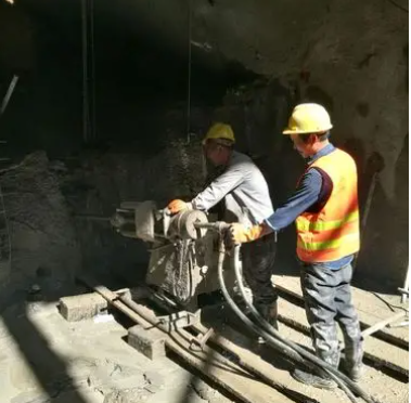 克什克腾水下抗分散灌浆料特点 水下不分散注浆料介绍